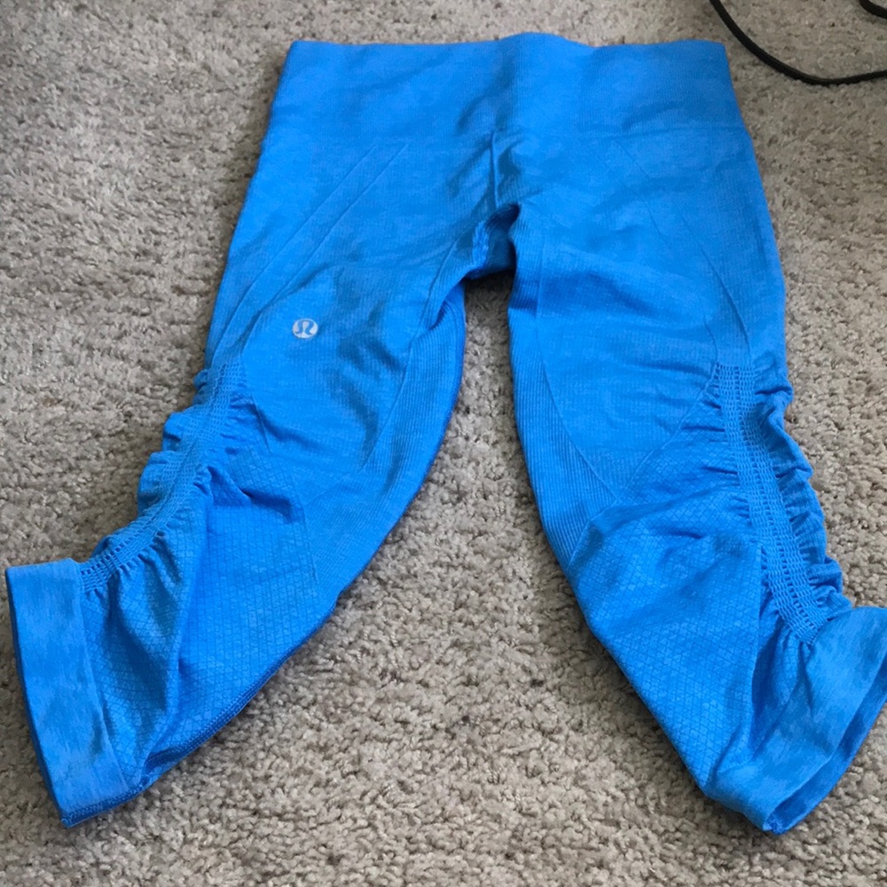 Lululemon In the Flow Ruched Capri Yoga Pants